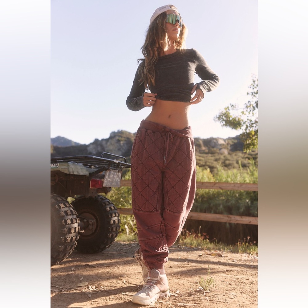Free People Countdown Quilted Set - Picture 12 of 12